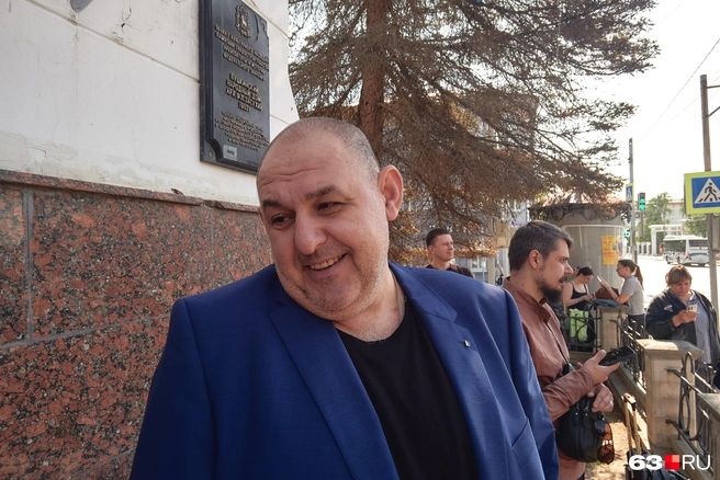 Евгений Дерфлер из Саратова. Год назад в Иркутске тоже пытался попасть на шоу. Получил обратную связь, что имидж не соответствует репертуару  | Источник: Роман Данилкин / 63.RU 