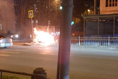В Екатеринбурге загорелись провода и погас свет