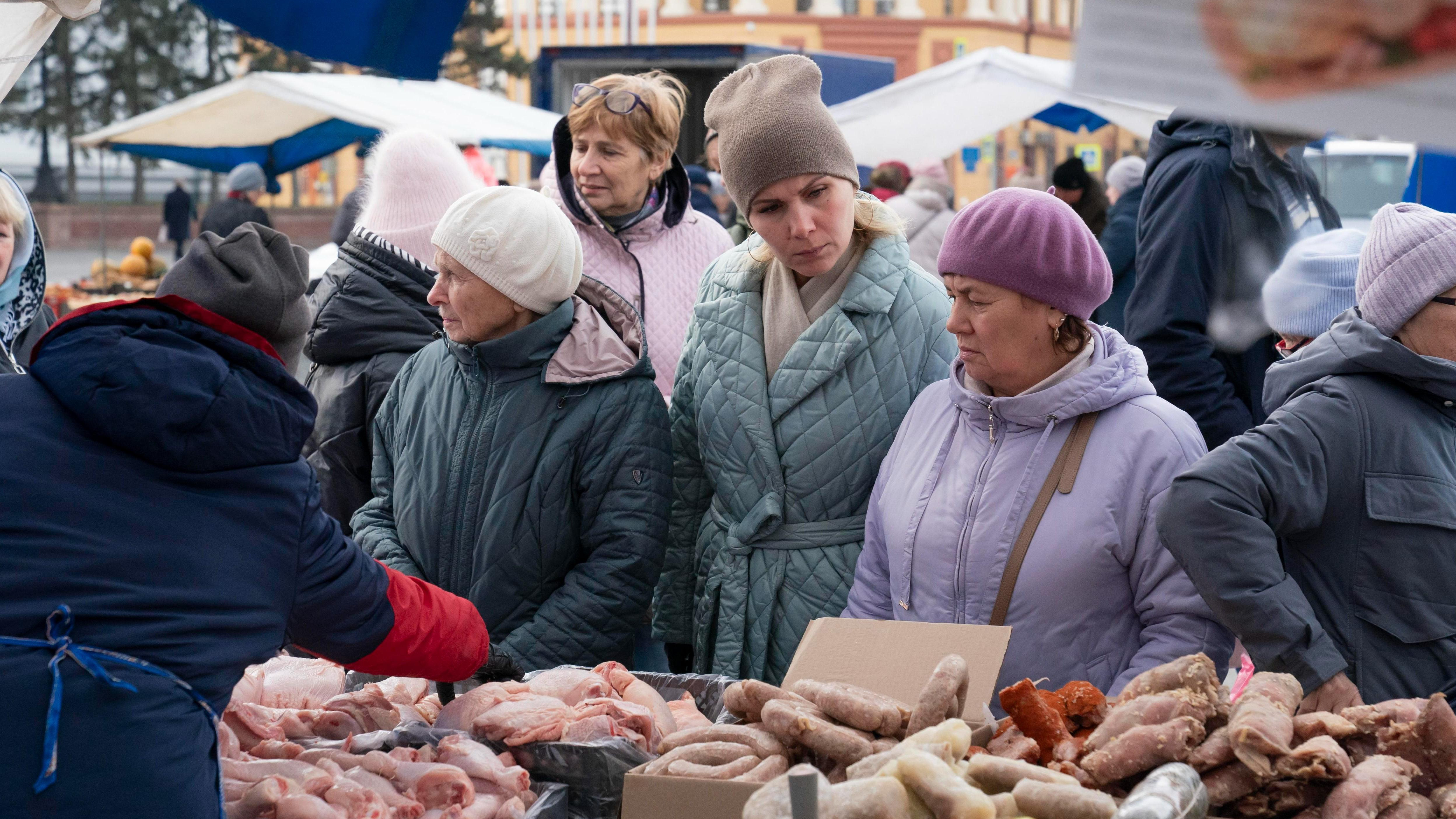 С песнями, да бесплатной кашей. Как в Кемерове прошла сельхозярмарка