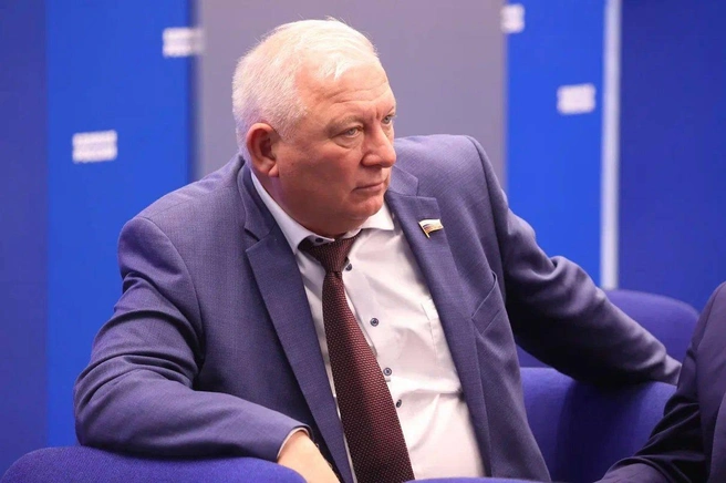 РБК: депутат Вороновский отказался от мандата на фоне уголовного дела о взятке | Источник: Анатолий Вороновский | Депутат Госдумы / t.me