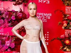 Самые откровенные наряды Премии МУЗ-ТВ: смелость или провокация