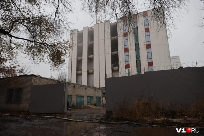 По словам корреспондента, возгорание уже ликвидировано | Источник: Алексей Волхонский / V1.RU