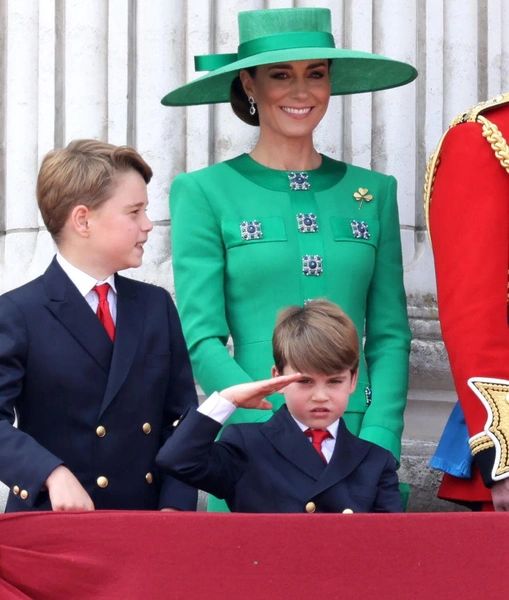 Снова всех очаровал и насмешил: принц Луи во время парада Trooping the Colour