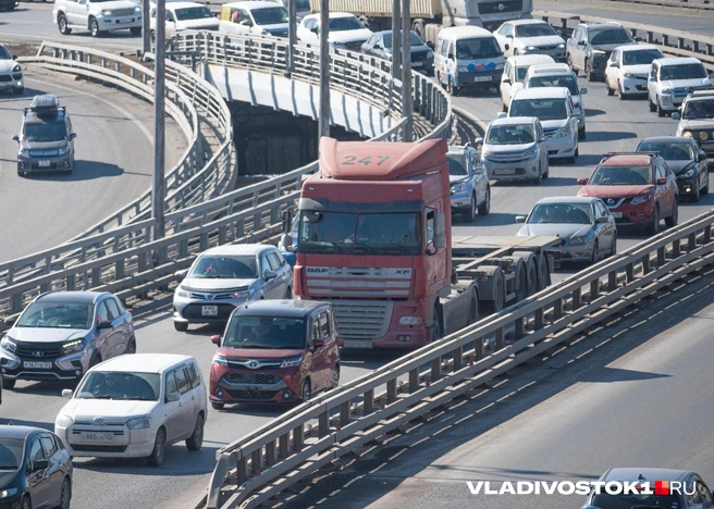 Ограничения вводятся с 09:00 до 21:00 при жаре выше +32 °C | Источник: Елена Буйвол / VLADIVOSTOK1.RU