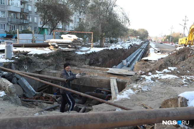 Так выглядел участок на улице Оборонной на прошлой неделе | Источник: Андрей Бортко / NGS.RU