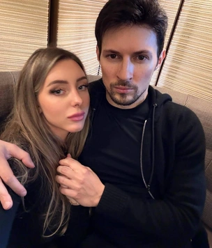 Павел Дуров заявил, что его девушка потеряла ребенка из-за его задержания во Франции