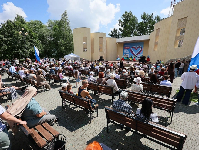 В Парке Гагарина концерт шёл сразу на нескольких площадках | Источник: Наталья Лапцевич