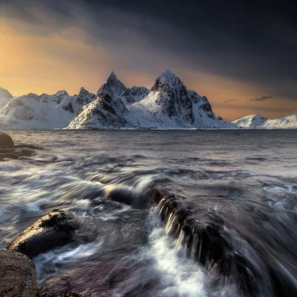 Источник: Marco Pintore / Fine Art Photography Awards 2025