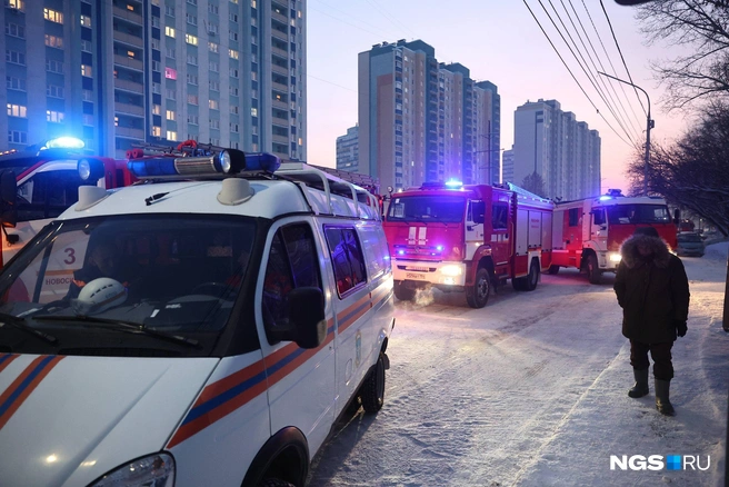 Обрушение могло произойти из-за снега | Источник: Александр Ощепков / NGS.RU