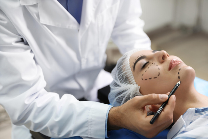 Эксперты перечислили опасные косметологические услуги - что делать, если вам уже испортили лицо?