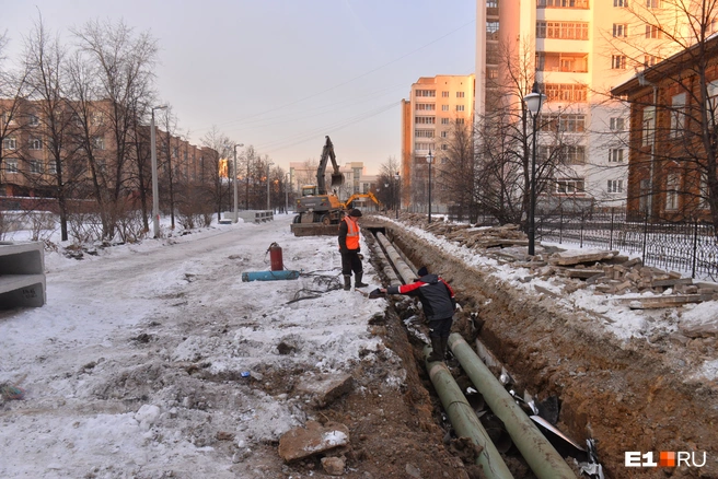 В Москве задержали бизнесмена, который украл деньги, предназначенные на замену труб | Источник: Артём Устюжанин / E1.RU