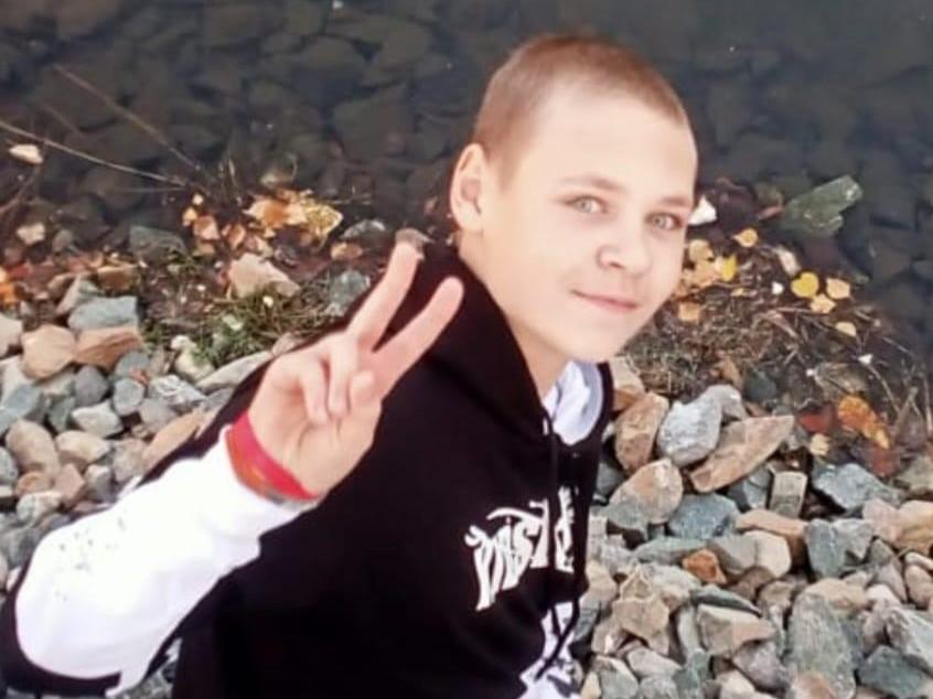 14-летний Кирилл прикован к кровати после аварии