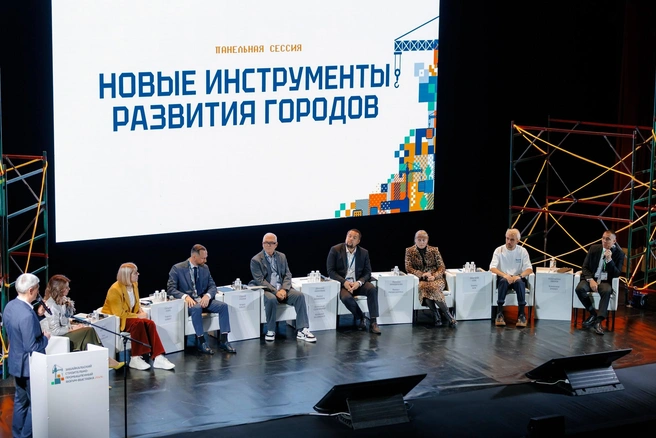 По итогам дискуссии прозвучало предложение системно рассказывать жителям о мастер-планах Читы и Краснокаменска | Источник: Станислав Викулов