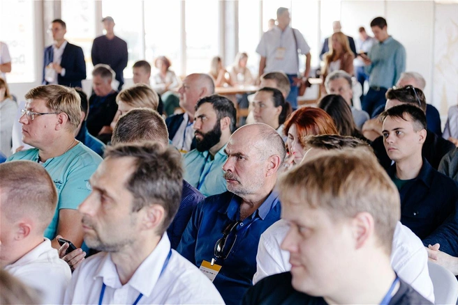 В рамках деловой программы форума «СпецМашЭкспо-2025» обсудят в том числе вопросы поддержки рынка отечественной спецтехники | Источник: ООО&nbsp;«Первое выставочное объединение»
