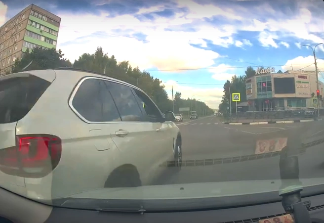 Момент бокового столкновения | Источник: ДТП и ЧП |Москва и МО / Vk.com