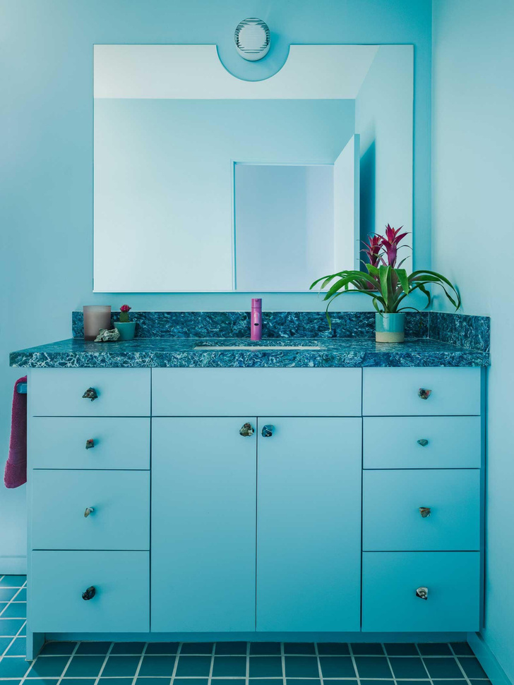 Голубой цвет в ванной комнате: 45+ примеров
