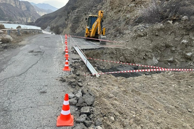 В Дагестане ремонтируют дорогу к Карадахской теснине