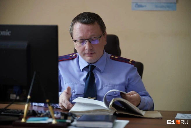 Подполковник Артем Мангилев расследует самые сложные уголовные дела | Источник: Елена Елизарова / E1.RU