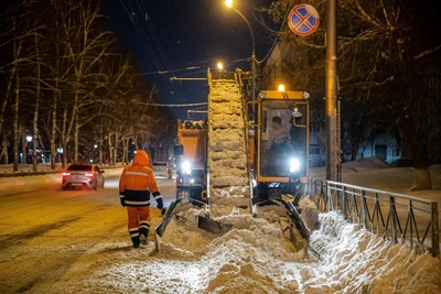 Novosibirsk Road Reform Fails to Clear Snow