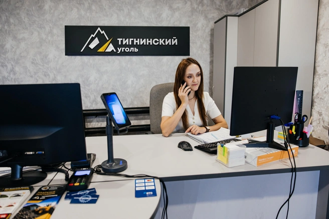 Оформить заказ можно по телефону и в офисе компании | Источник: Ксения Зимина