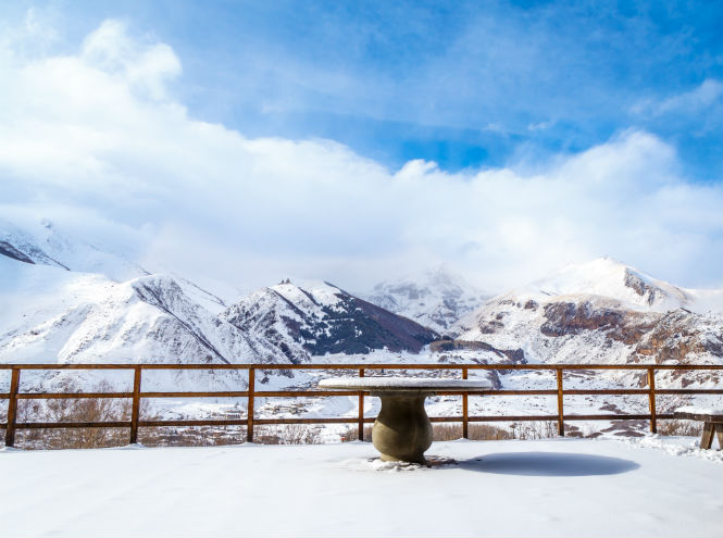 Новогоднее предложение в Rooms Hotel Kazbegi