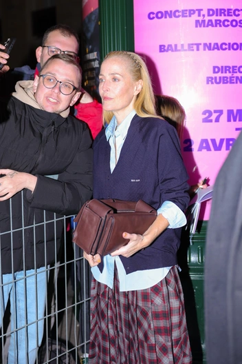 Джиллиан Андерсон — главная Miu Miu girl | marieclaire.ru