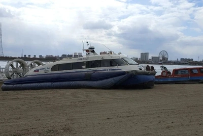 Ледоход на Амуре: поездки в Китай на «пумах» рекомендуют отложить