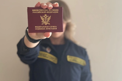 Приставы Калмыкии восстановили трудовые права уволенного
