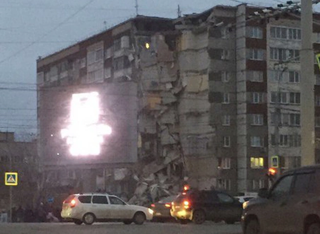 В Ижевске частично обрушился девятиэтажный дом | ya62.ru