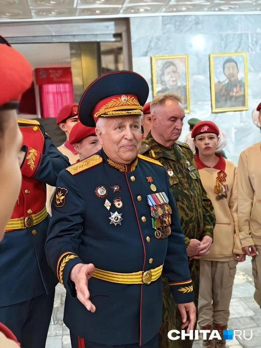 Антон Владимирович Терентьев встретился с юноармейцами | Источник: Тамара Ван-Фу-Ли / CHITA.RU