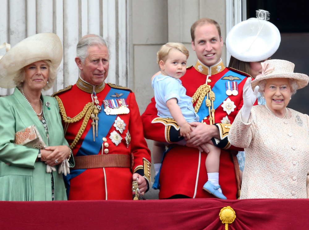 Кто в королевской семье действительно пострадал от прессы (и это не Меган или Диана) | marieclaire.ru