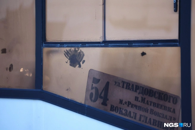 Можно ли согреться в автобусе? Если повезет | Источник: Александр Ощепков / NGS.RU