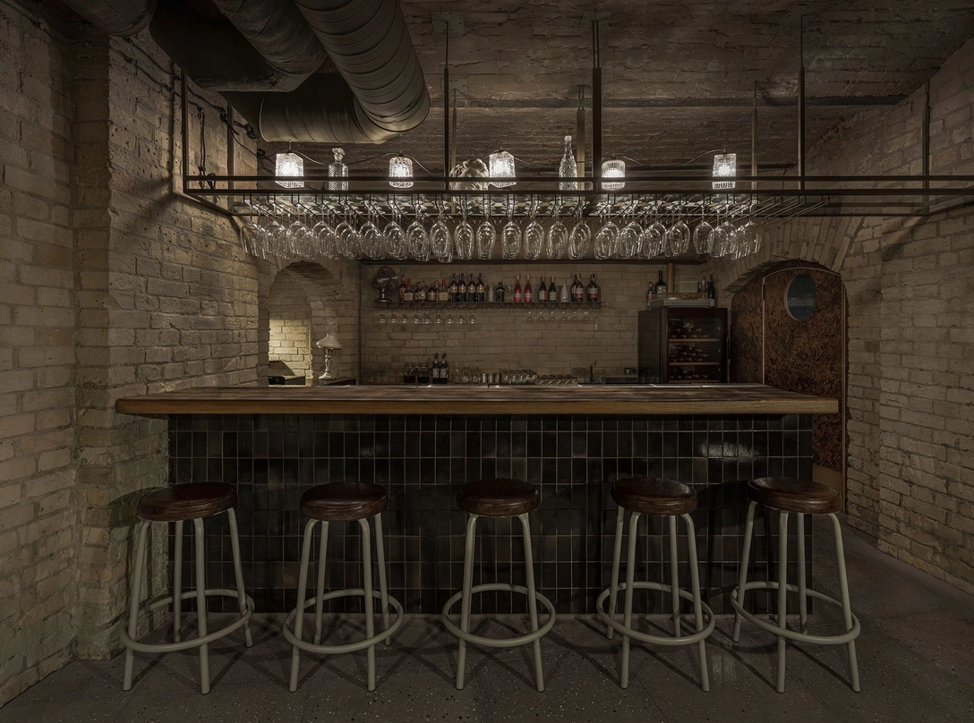 Винный бар в Киеве (фото 0) | Источник: Евгений Авраменко