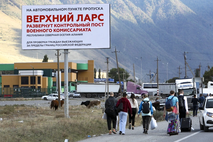 «Если бы мы не решились на побег, то свели бы счеты с жизнью»: сестры из Дагестана рассказали Woman.ru, как им удалось сбежать от насилия