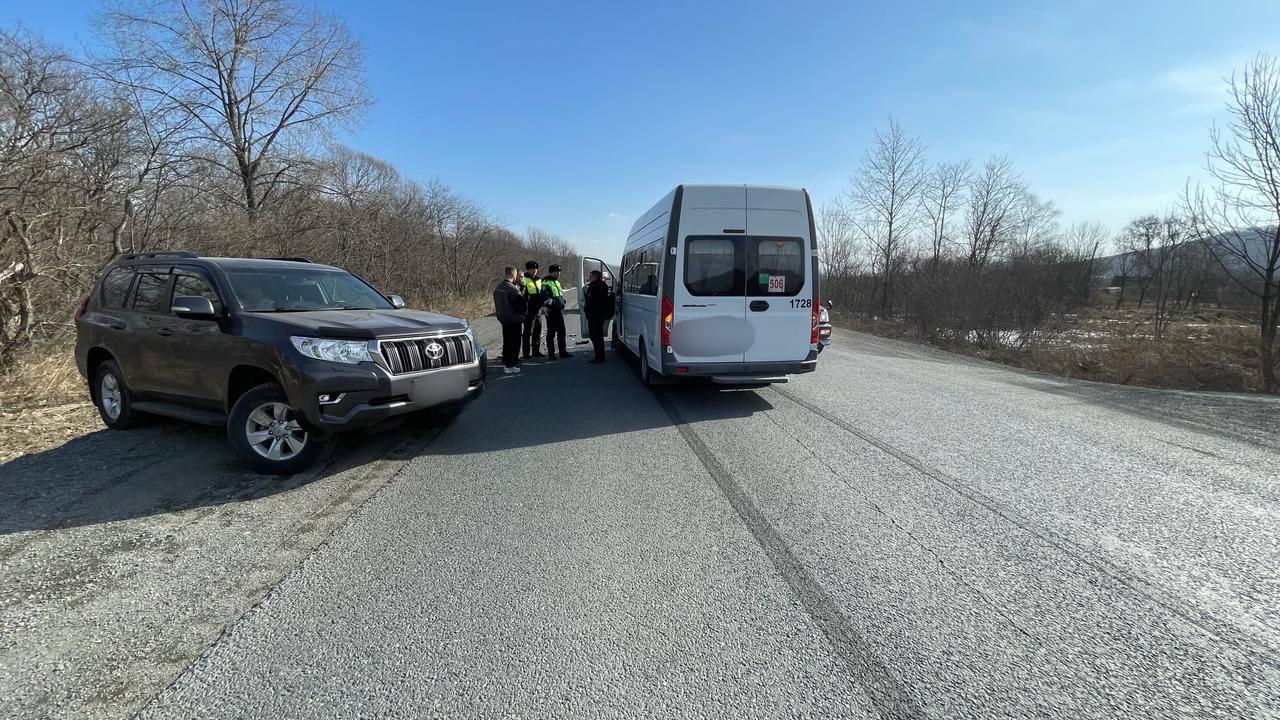 Семья блогеров-миллионников из Владивостока попала в аварию с автобусом - 3  марта 2024 - ВЛАДИВОСТОК1.ру