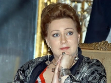 Мария Аронова ответила на новости о госпитализации из-за опухолей головного мозга