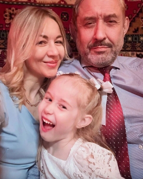 В тайгу Ирина и Сергей отправились с 5-летней дочерью Ариной