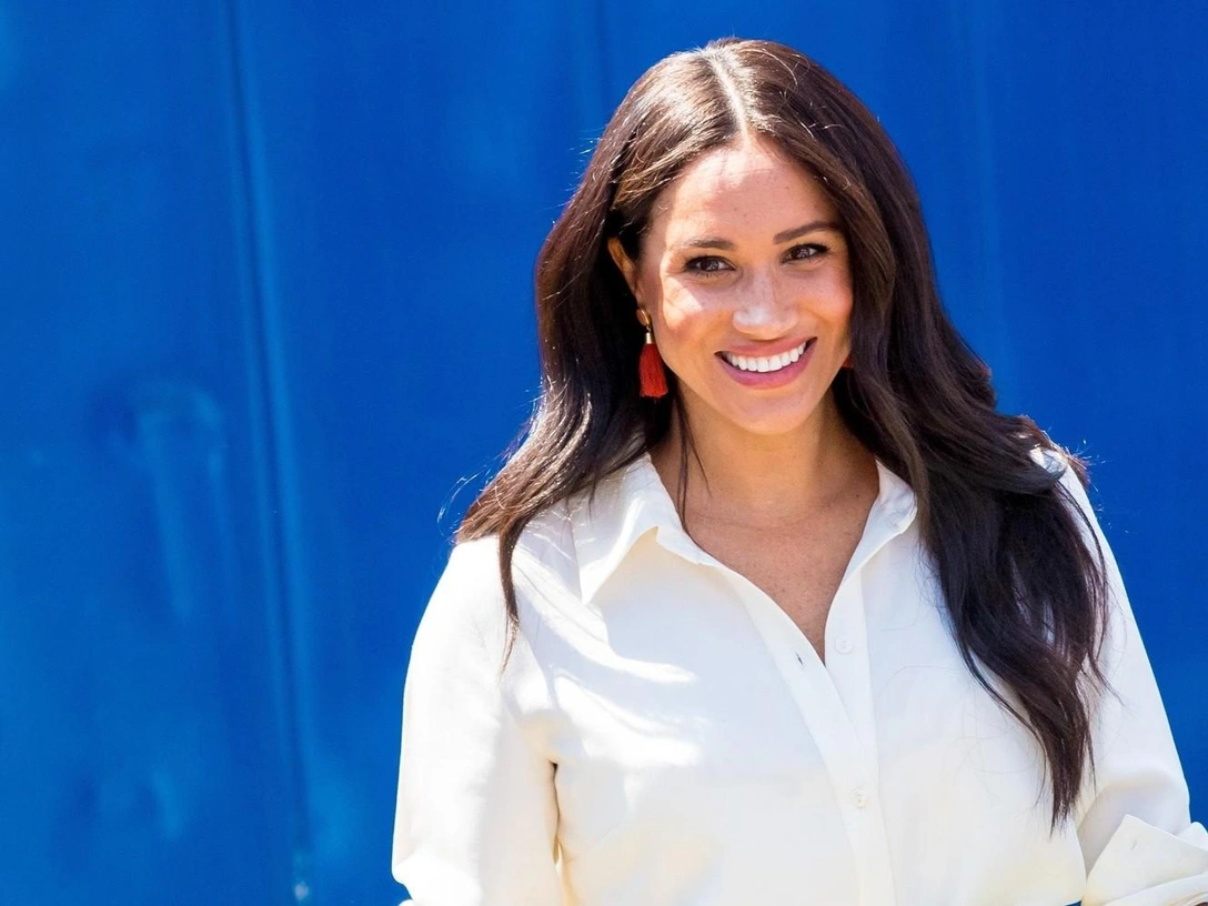 Меган Маркл опять угодила в скандал — теперь дело в сумке | marieclaire.ru