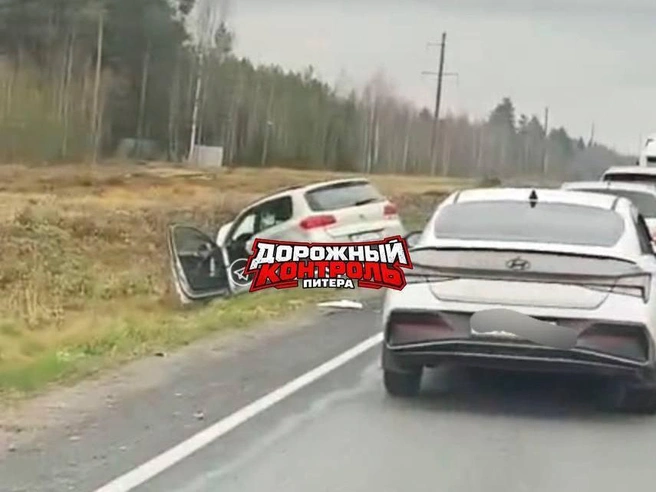 Столкнулись Geely и Volkswagen | Источник: Дорожный Контроль СПБ | ЛО