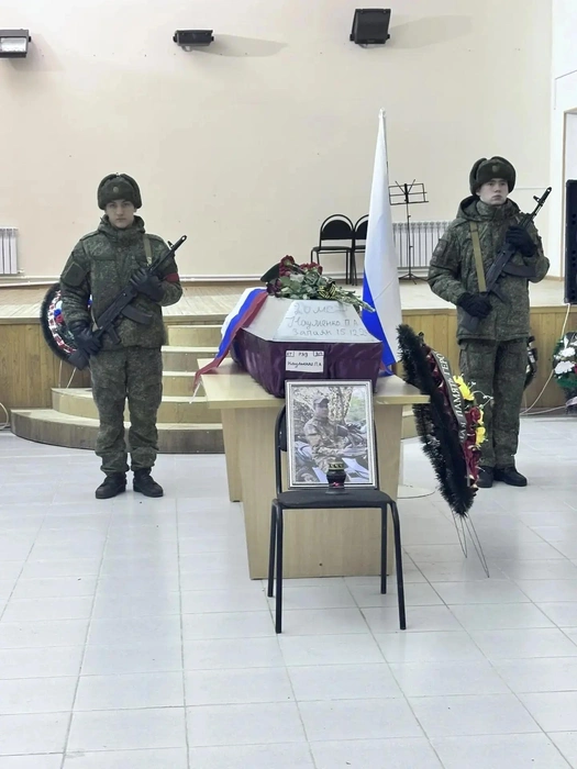 Бойца похоронили в хуторе Нижнеяблочном 19 декабря | Источник: родные Павла Науменко