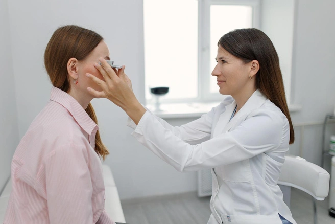 Своевременное лечение поможет избежать долгого и дорогостоящего лечения последствий | Источник: NEO-Clinic