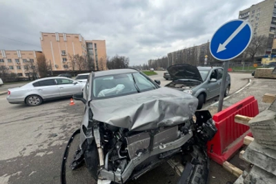 В Липецке в аварии пострадал водитель «Рено»