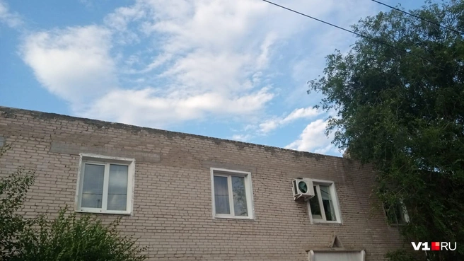 Между небом и квартирами остался лишь потолок | Источник: читатели V1.RU