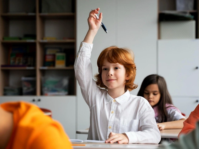 Отличники часто оказываются исполнителями, а не лидерами, ведь привычка жить по правилам мешает рисковать | Источник: eugene barmin / Ru.freepik.com