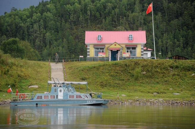 На китайском берегу Амура | Источник: Евгений Епанчинцев