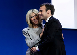 Брижит Макрон: женщина, стоящая за президентом Франции