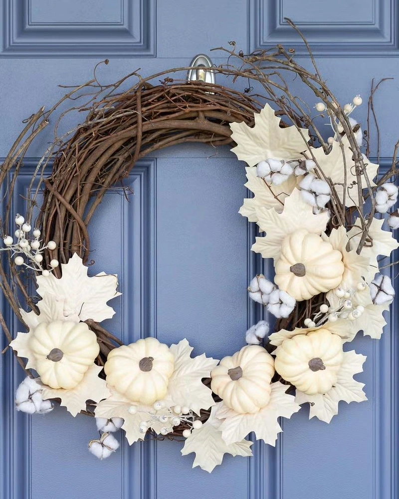 Осенние венки своими руками: 30+ идей | Источник: On Sutton Place