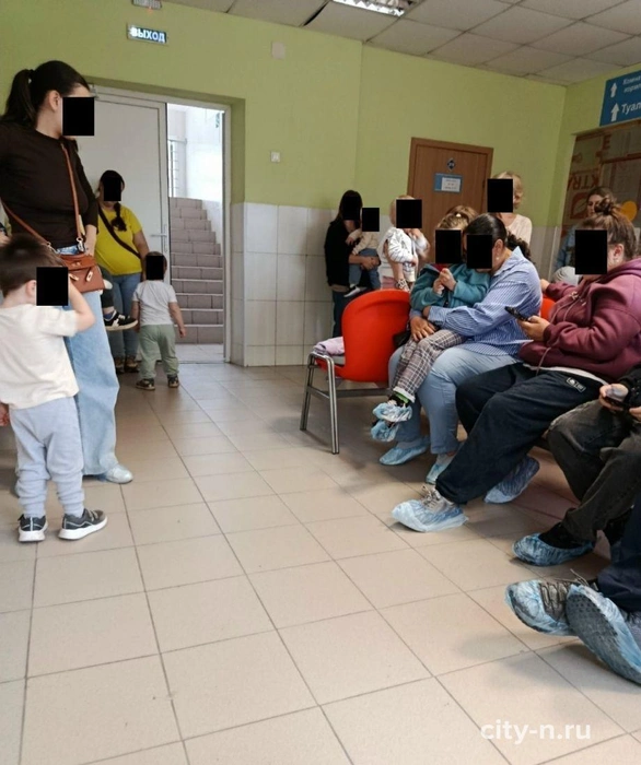 Многочасовое ожидание в красной зоне может усугубить состояние больных | Источник: www.city-n.ru