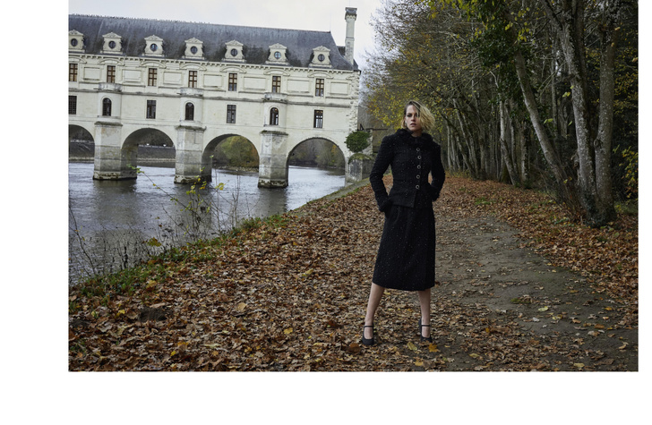 Королева лесов: Кристен Стюарт в магической кампании Chanel Métiers d'art 2020/21