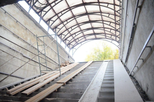 У подрядчика осталось две недели на ремонт подземки у «Стрелы». Работы не выполнены и наполовину | Источник: мэрия Оренбурга / t.me